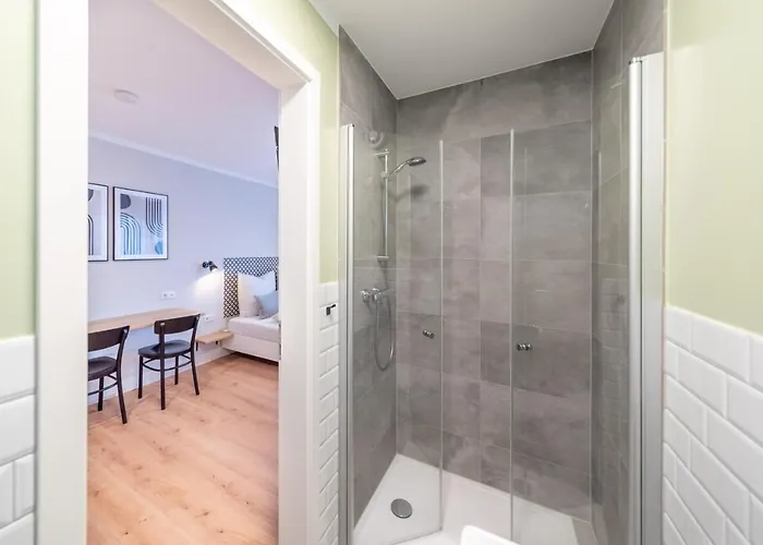 The Woodmans Airport Boardinghouse Дюссельдорф